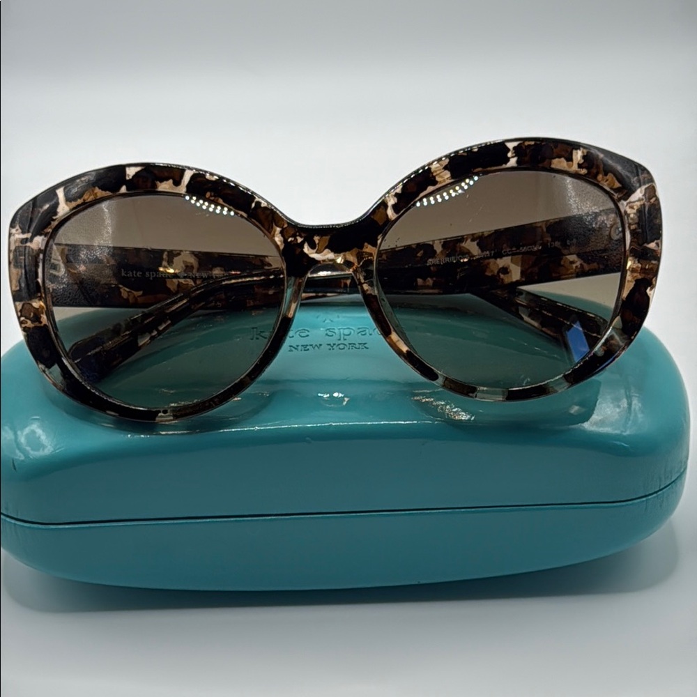 Kate Spade Tortoise Brown Sunglasses EUC With original Case - Picture 6 of 8